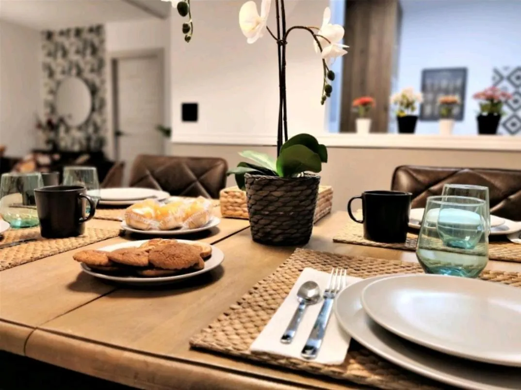 Aparthotel Suite Haus Vargas Santander